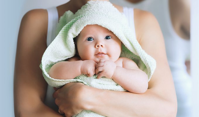 Cuidados de higiene a ter com a pilinha dos bebés