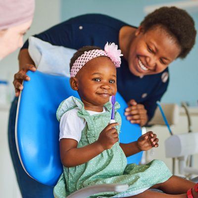 Como prevenir as cáries nos dentes de leite